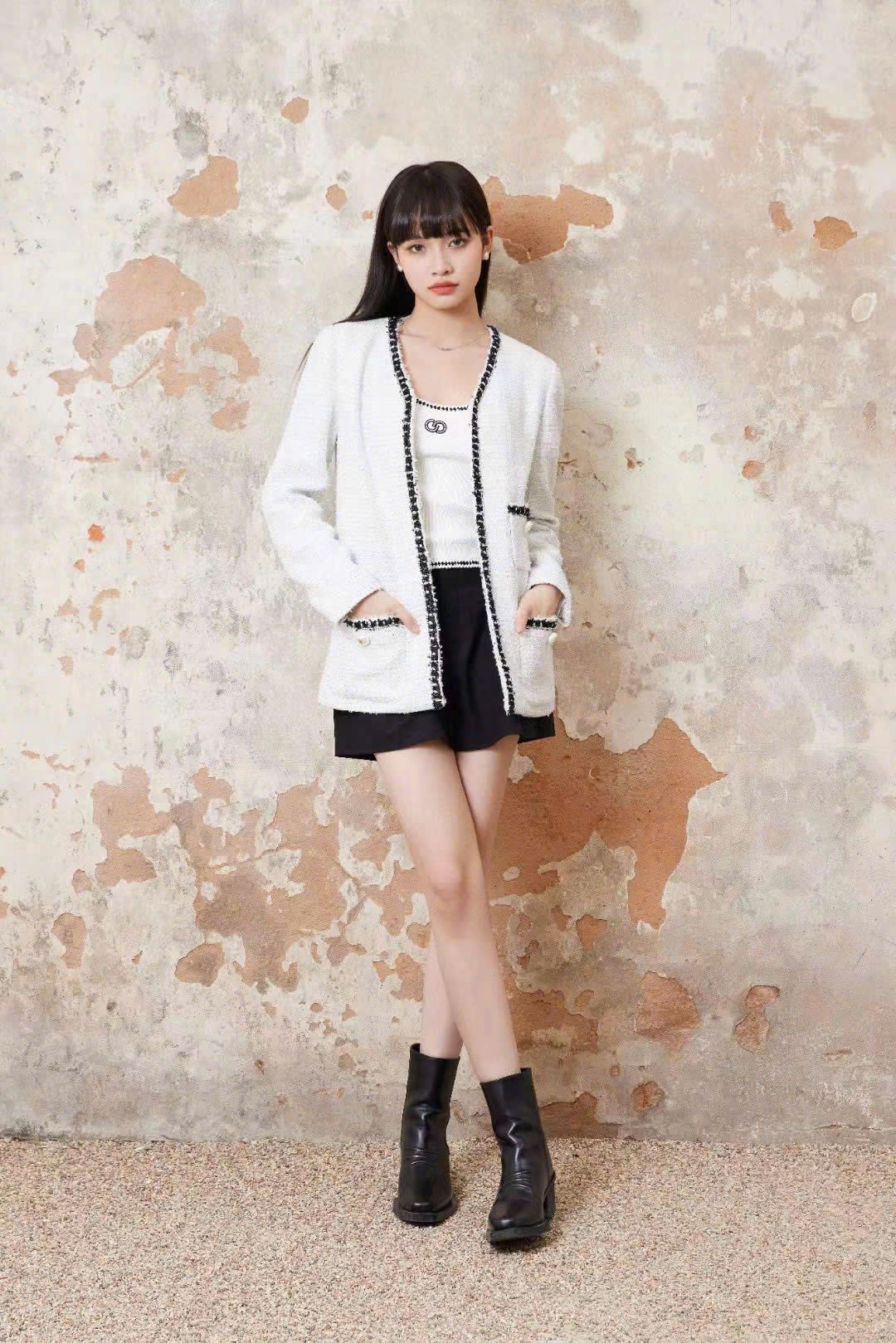 Áo Tweed trắng kim tuyến