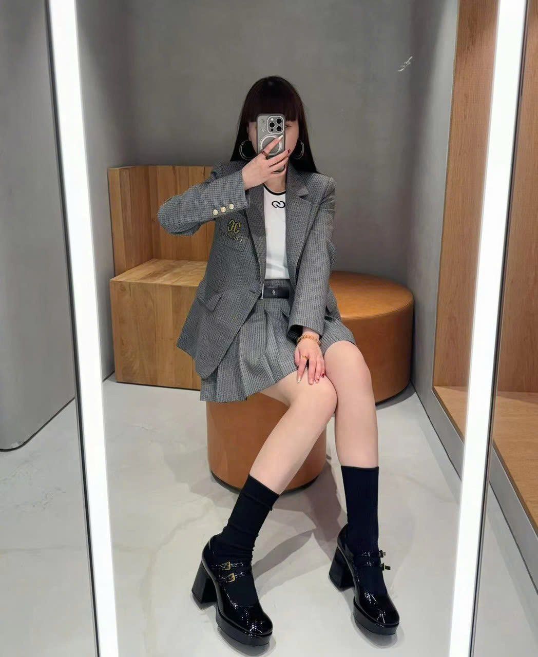 Áo vest kẻ caro - 2 túi