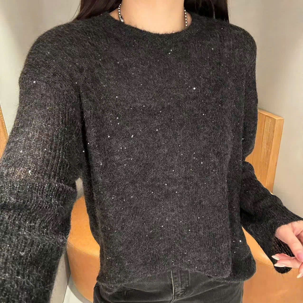 Áo len xốp dáng dài đính sequin