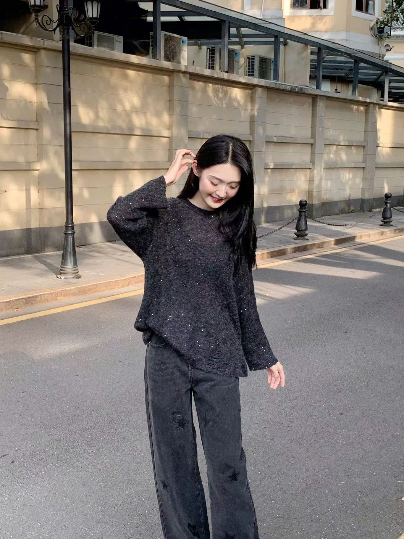 Áo len xốp dáng dài đính sequin