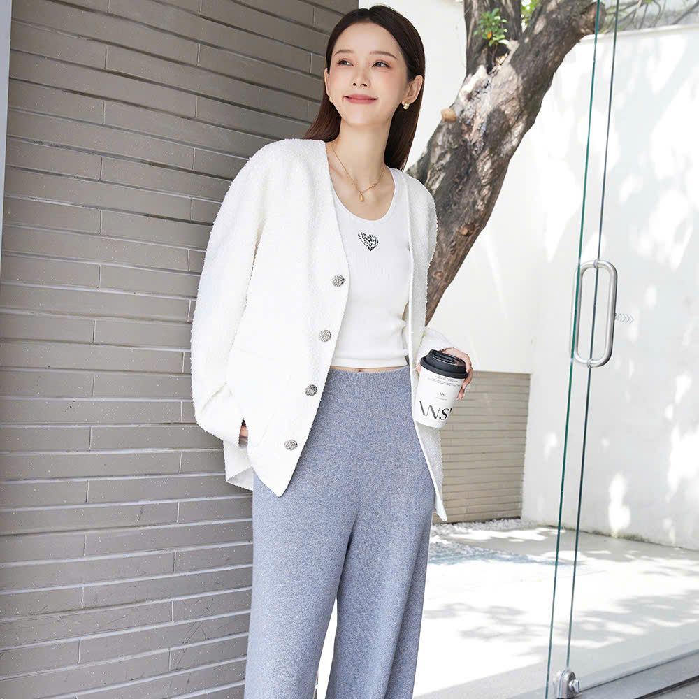 Áo tweed kem - cổ V - 2 túi