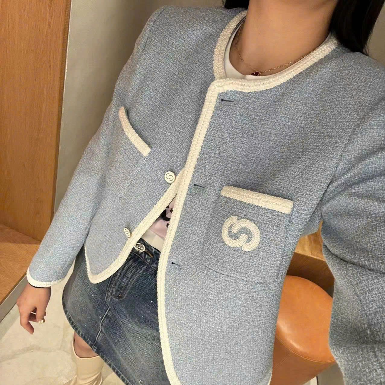 Áo tweed xanh - viền trắng