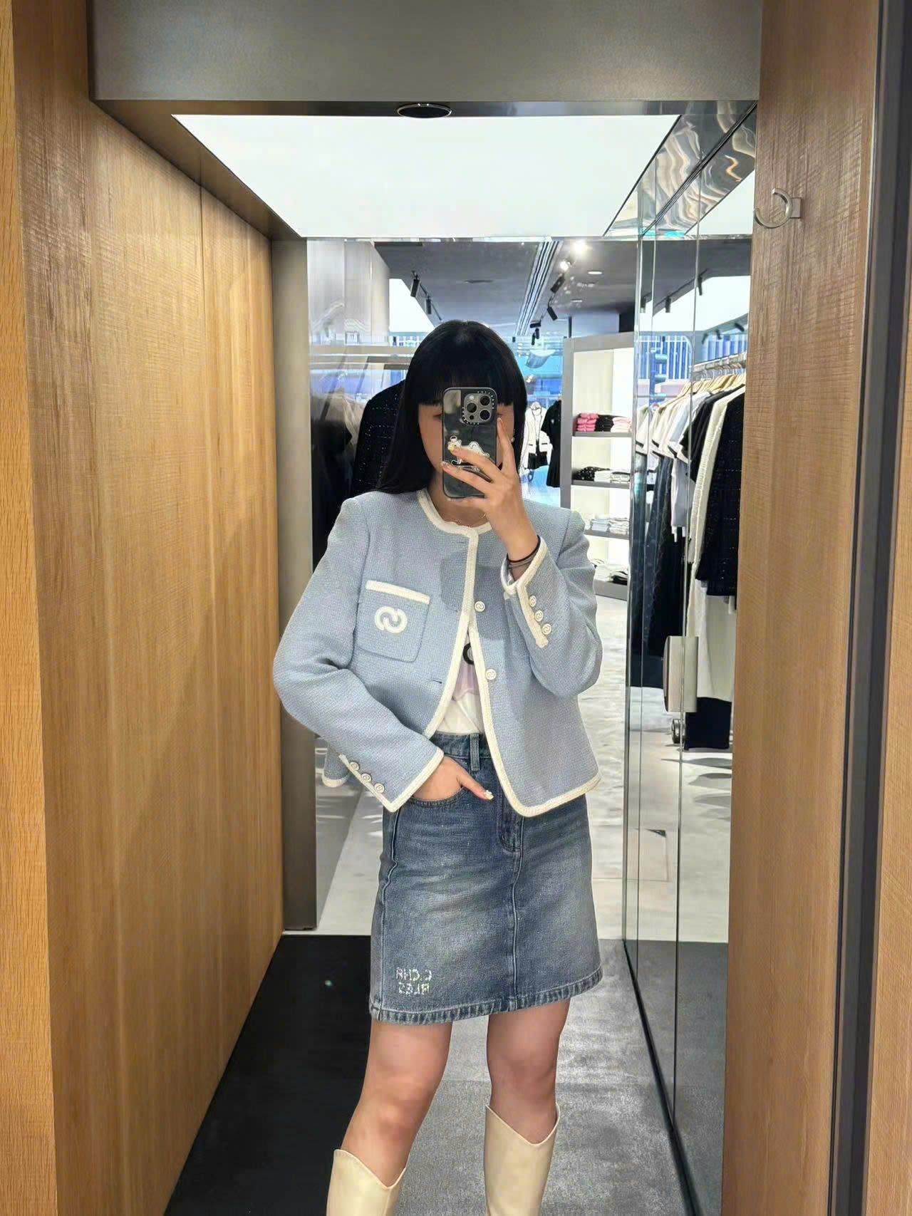 Áo tweed xanh - viền trắng