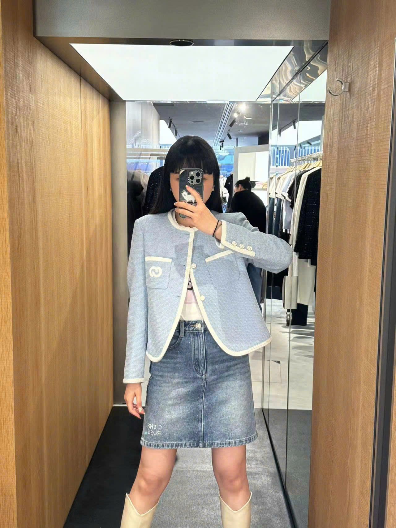 Áo tweed xanh - viền trắng