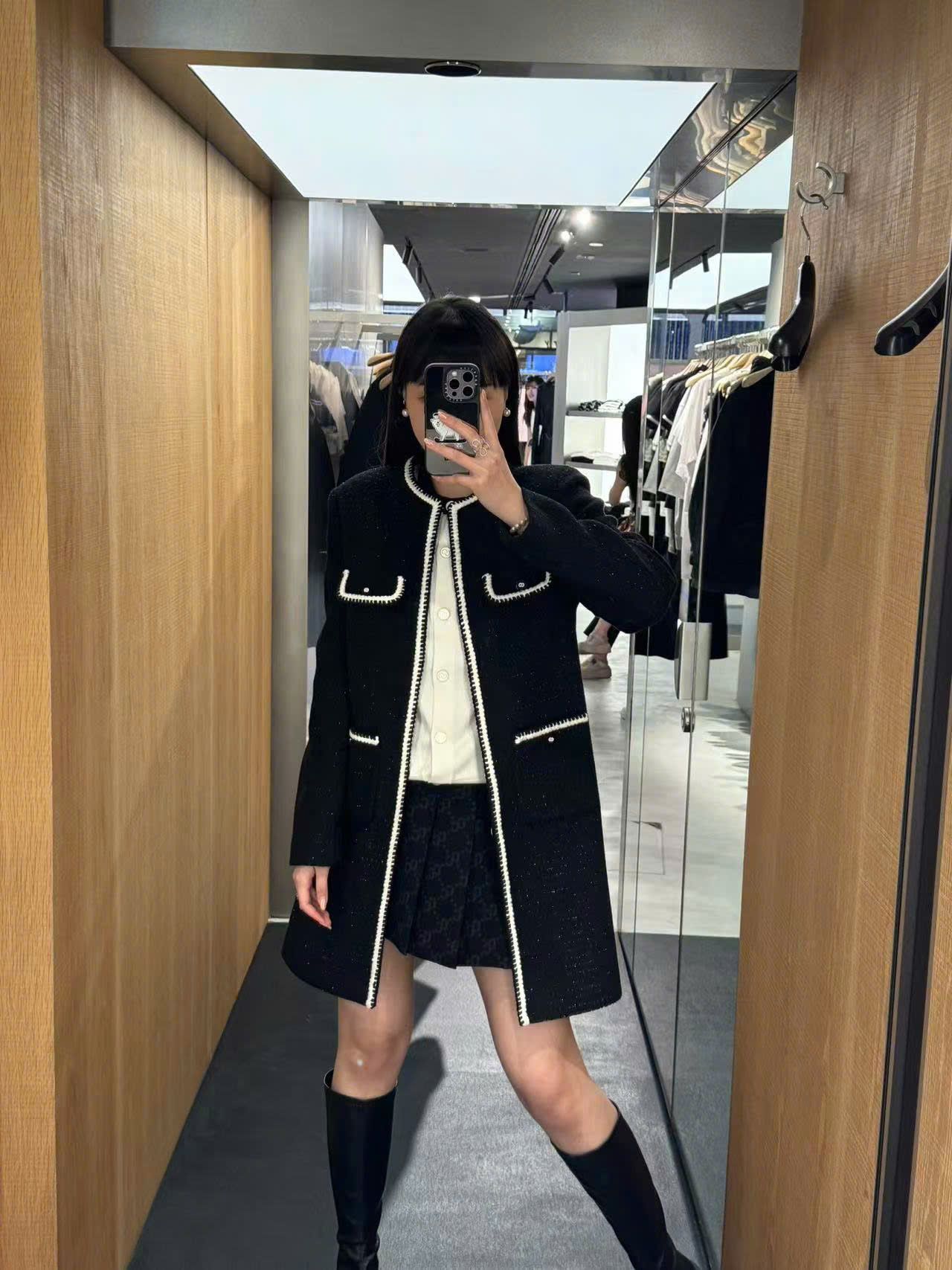 Áo dạ tweed dáng dài túi viền trắng