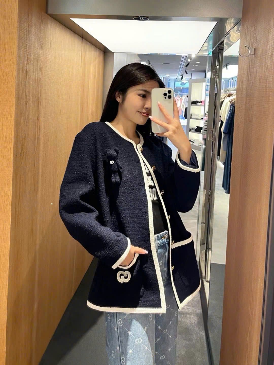 Áo khoác dạ Gấu ngực - Navy