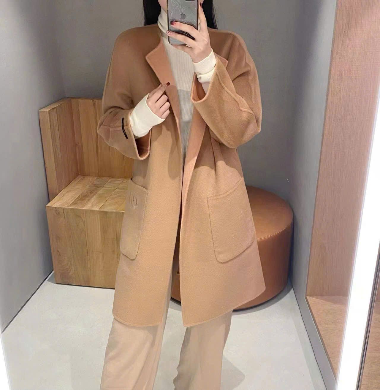 Áo mangto nâu đậm