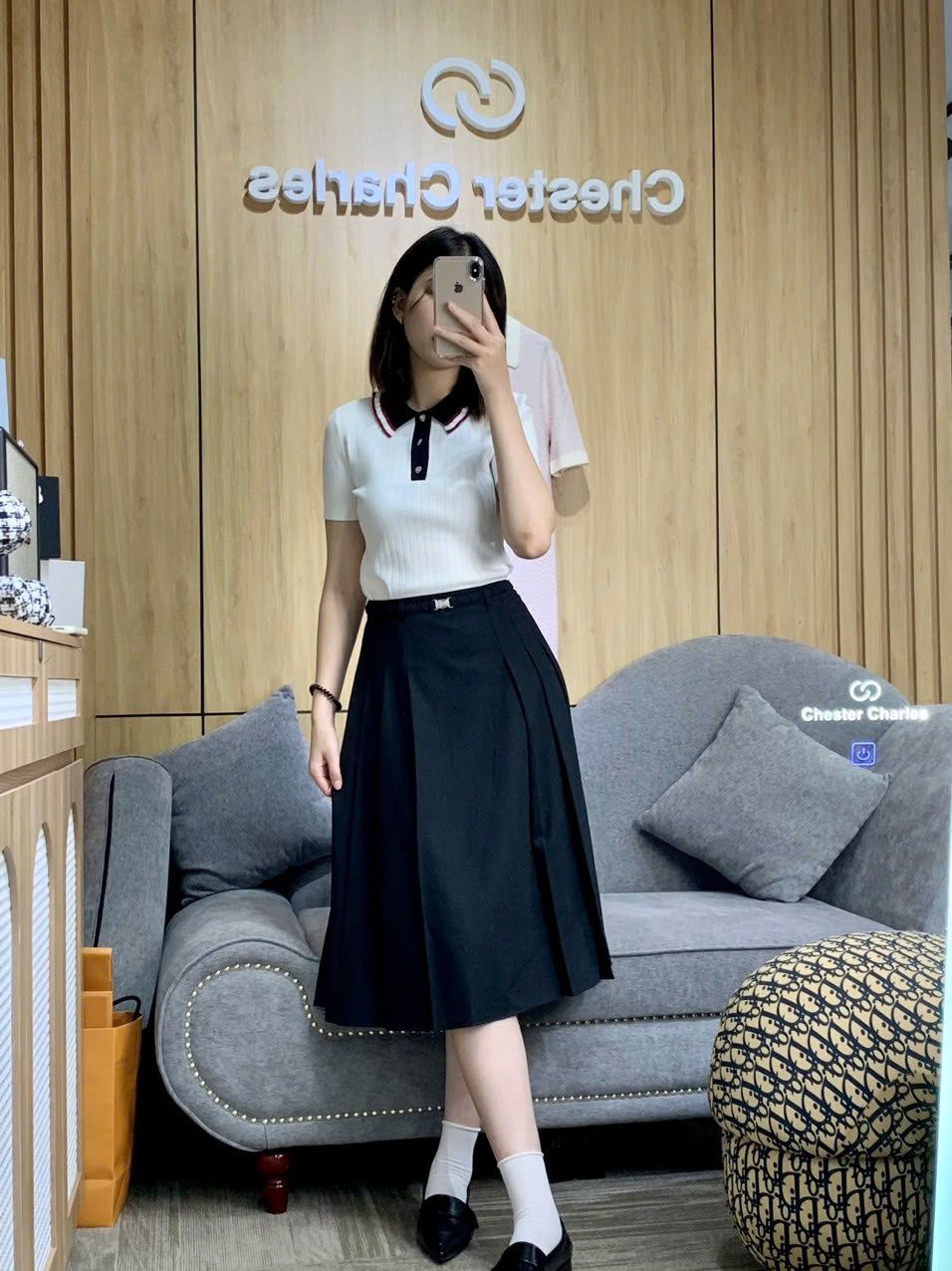 Chân váy dài - đai cài đính đá nhỏ