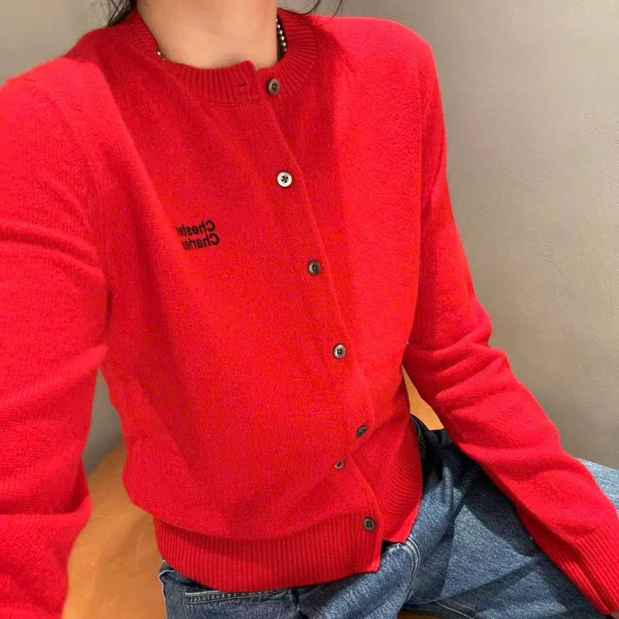 CDG đỏ chữ CC đen