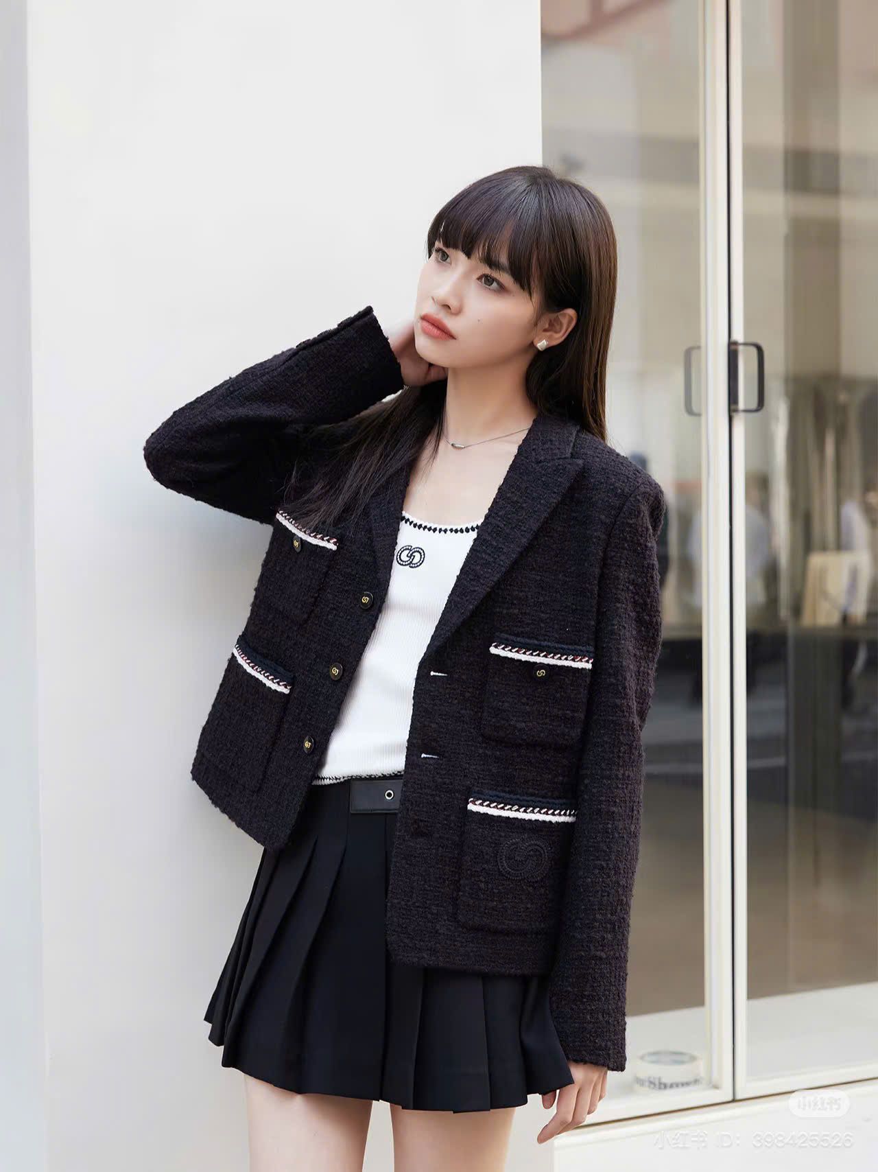 Áo dạ tweed-túi viền trắng