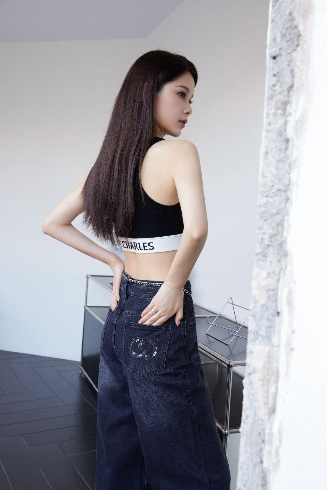 Quần jean mài kèm belt