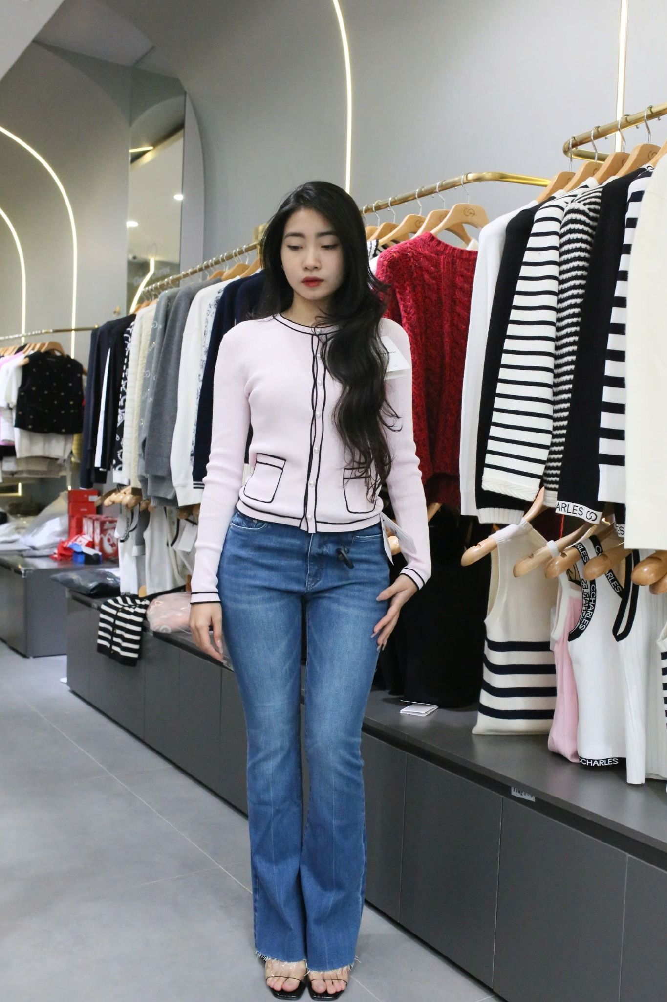 CDG hồng - viền đen