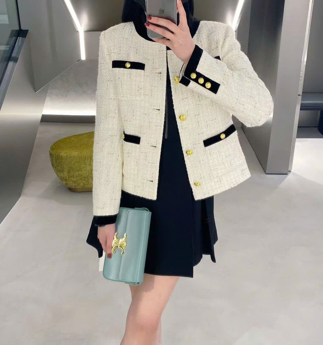 Áo dạ viền nhung