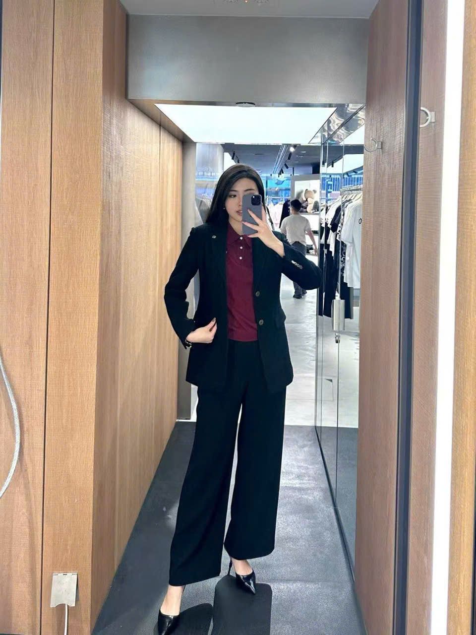 Vest dạ đen, 2 cúc cài