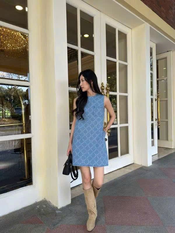 Váy Jean liền hình trám