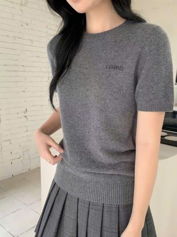 Áo len Ghi xám cổ tròn