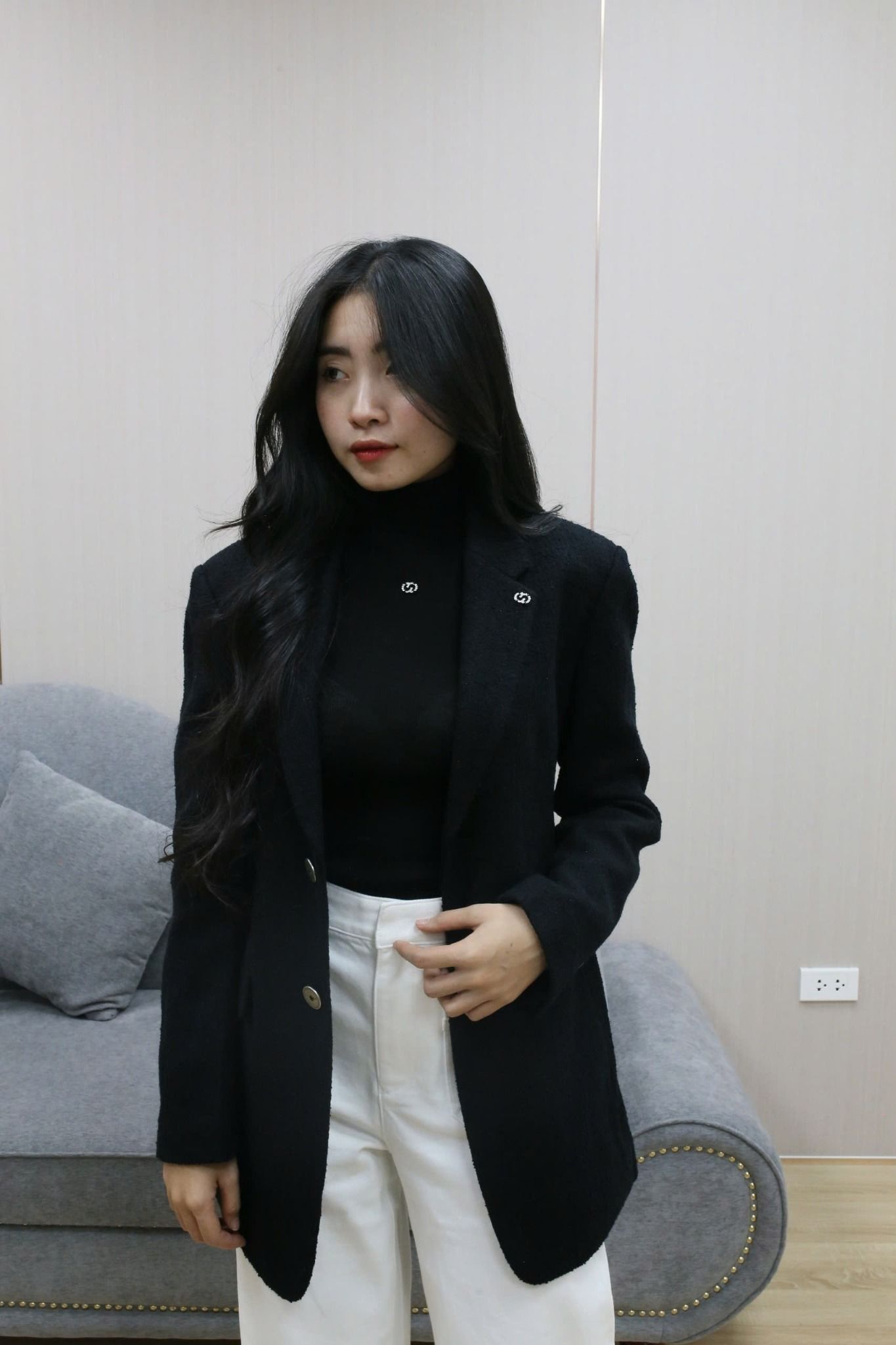 Vest dạ đen, 2 cúc cài