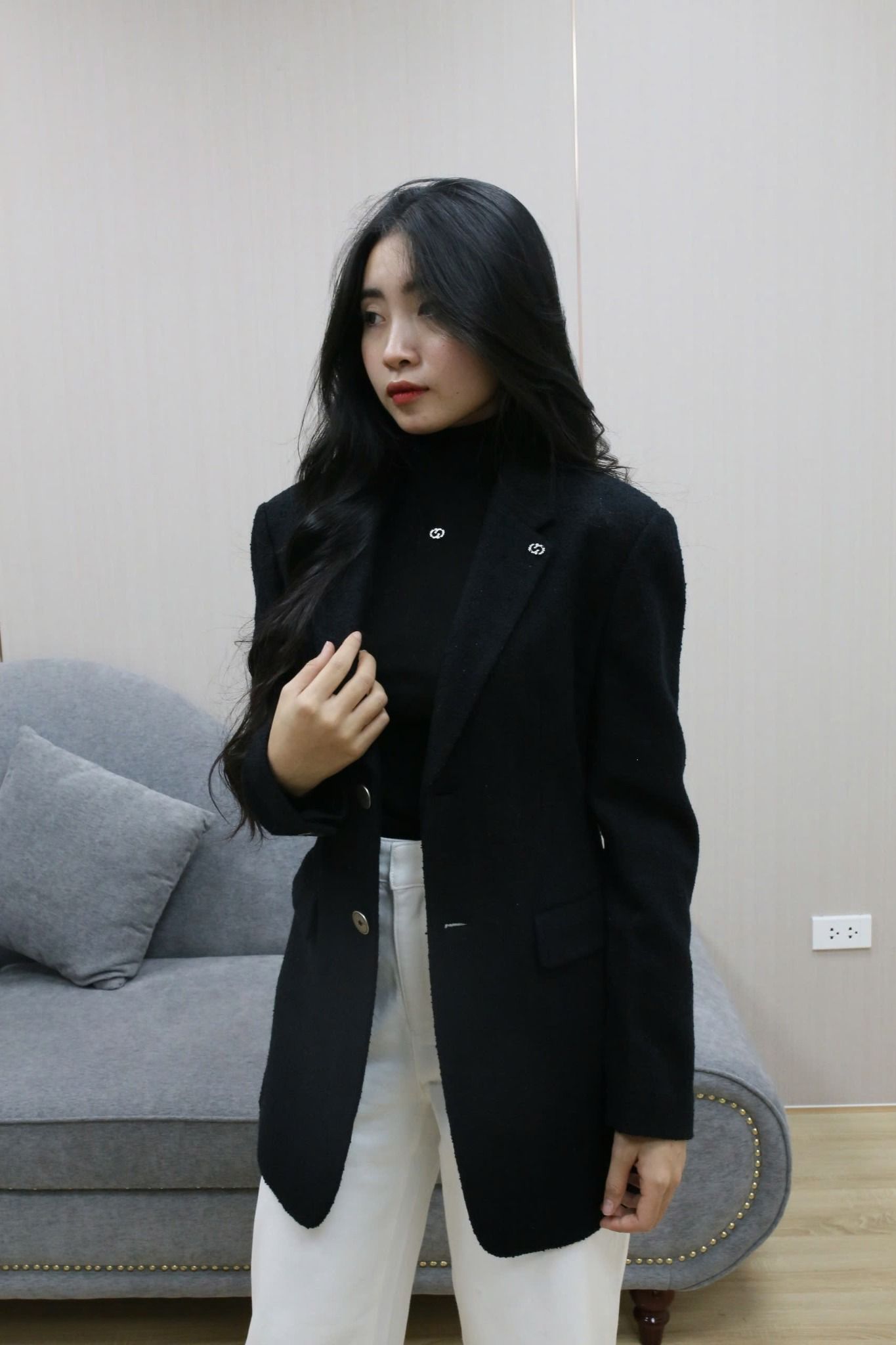 Vest dạ đen, 2 cúc cài