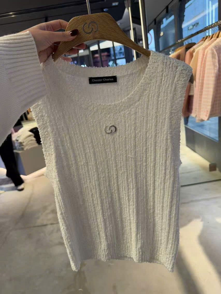 Áo tank top trắng xù