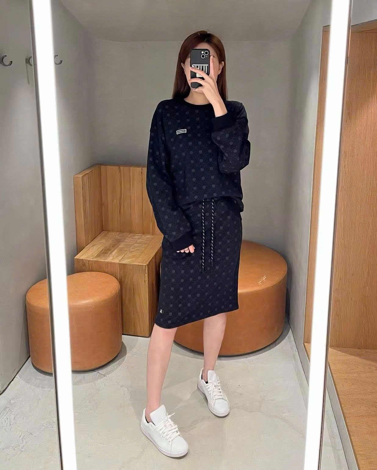 Chân váy len đen cỏ 4 lá, dây rút (SET)