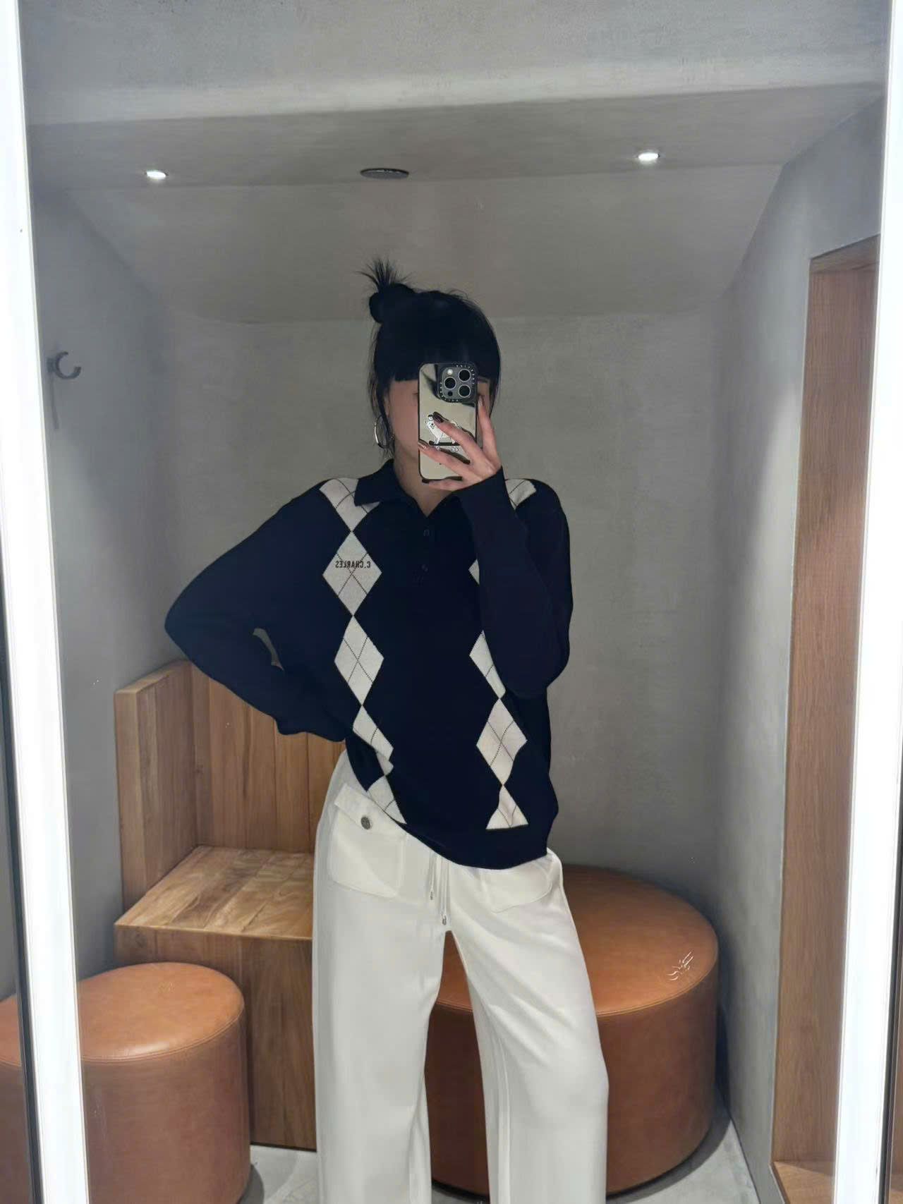 Áo len polo navy họa tiết trám trắng