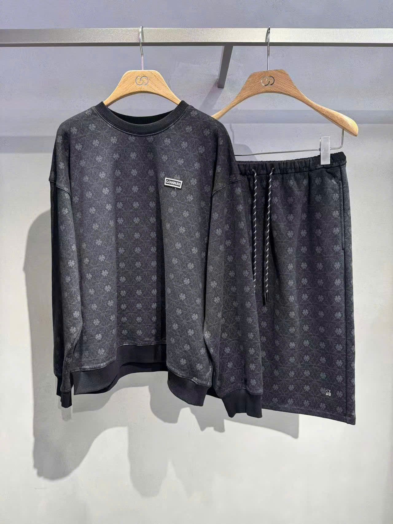 Áo len đen cỏ 4 lá SET