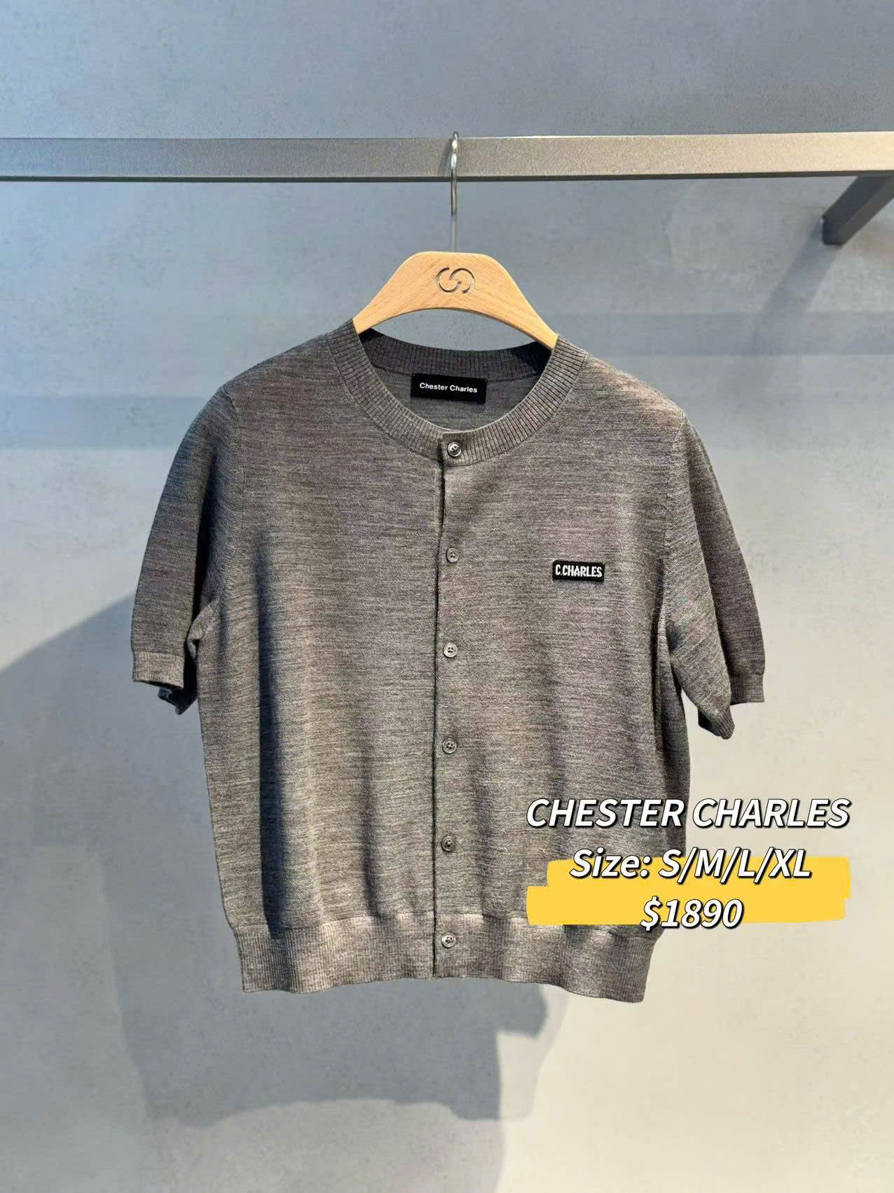 Áo CDG ngắn tay xám, cổ tròn, chữ C.Charles