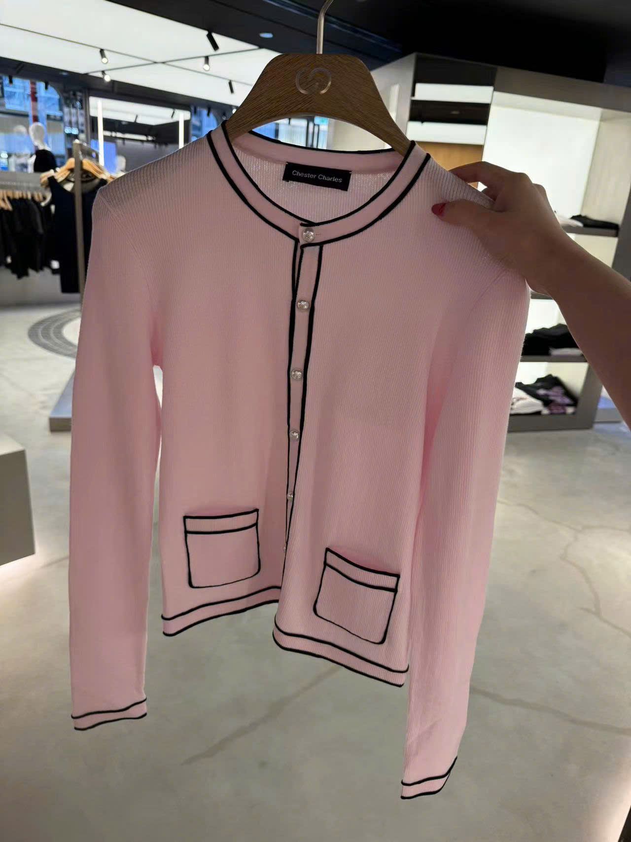 CDG hồng - viền đen