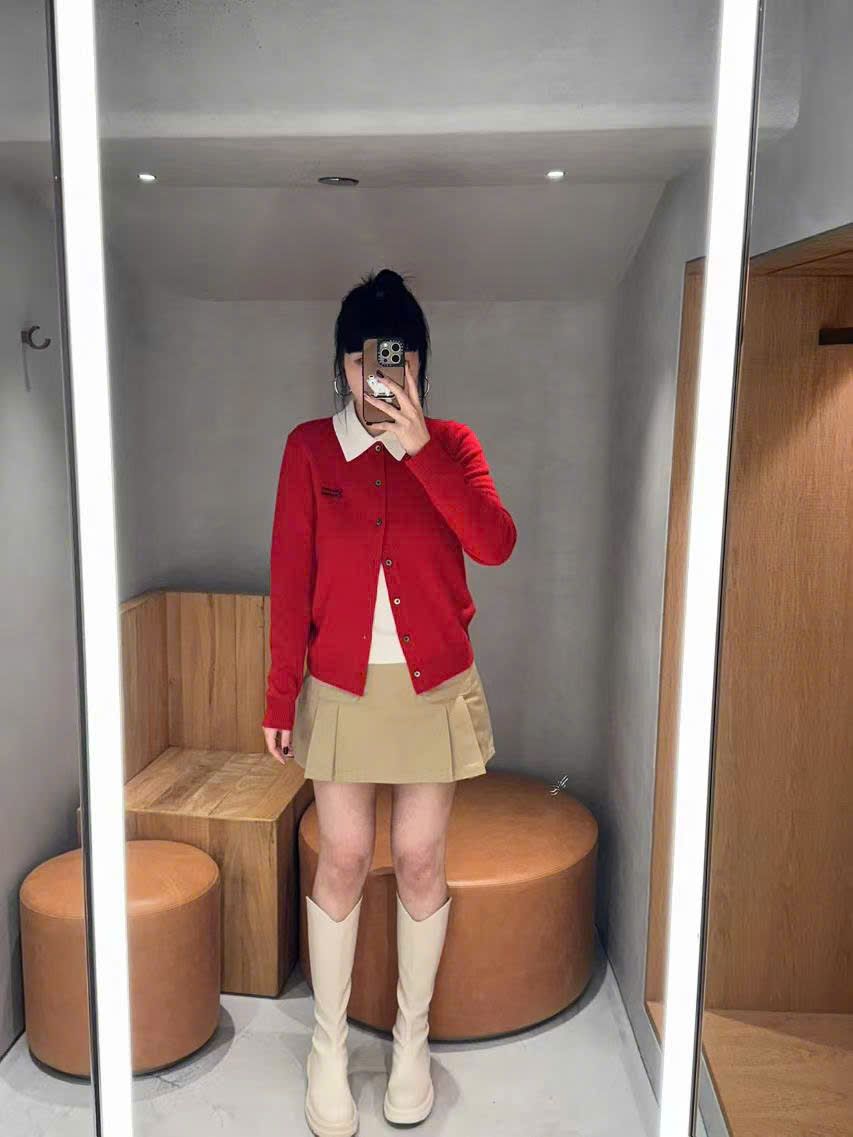 CDG đỏ chữ CC đen