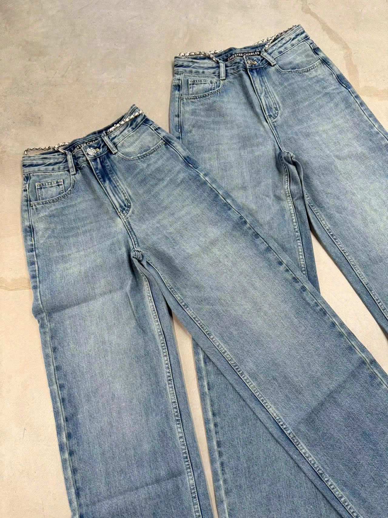 Jean xanh nhạt - kèm belt
