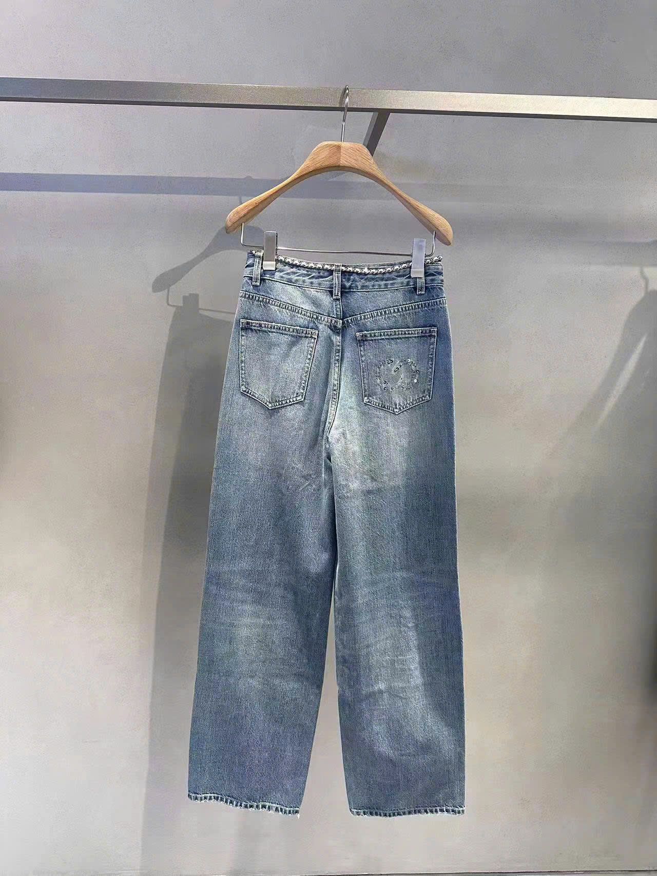 Jean xanh nhạt - kèm belt