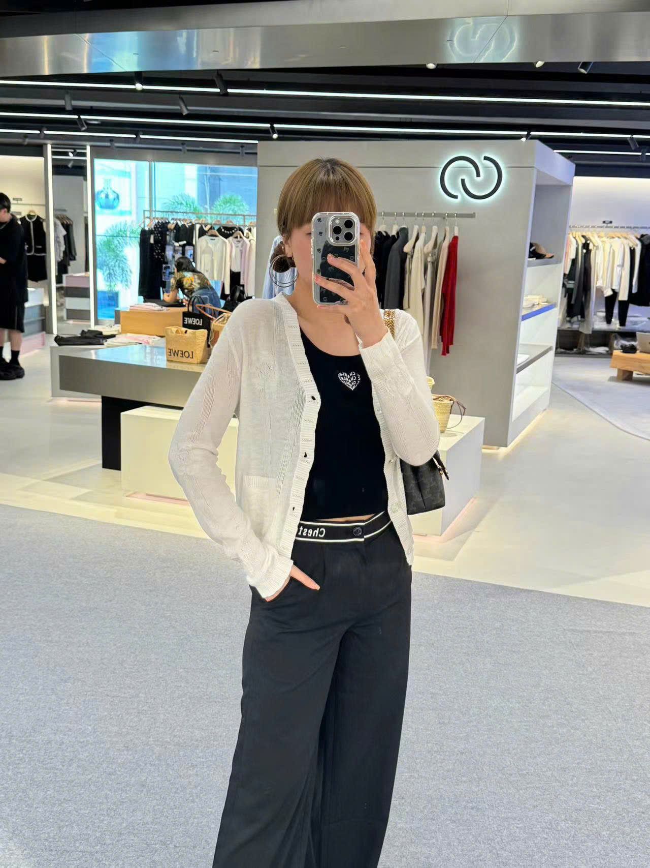 Quần vải cạp chữ