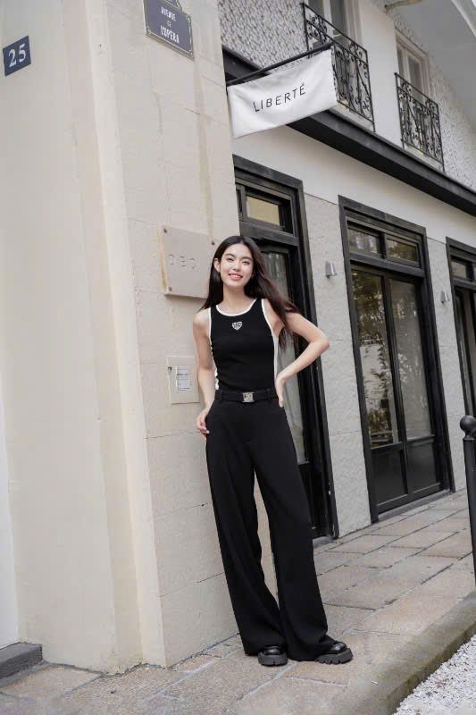 Quần vải dài đai kim loại bấm