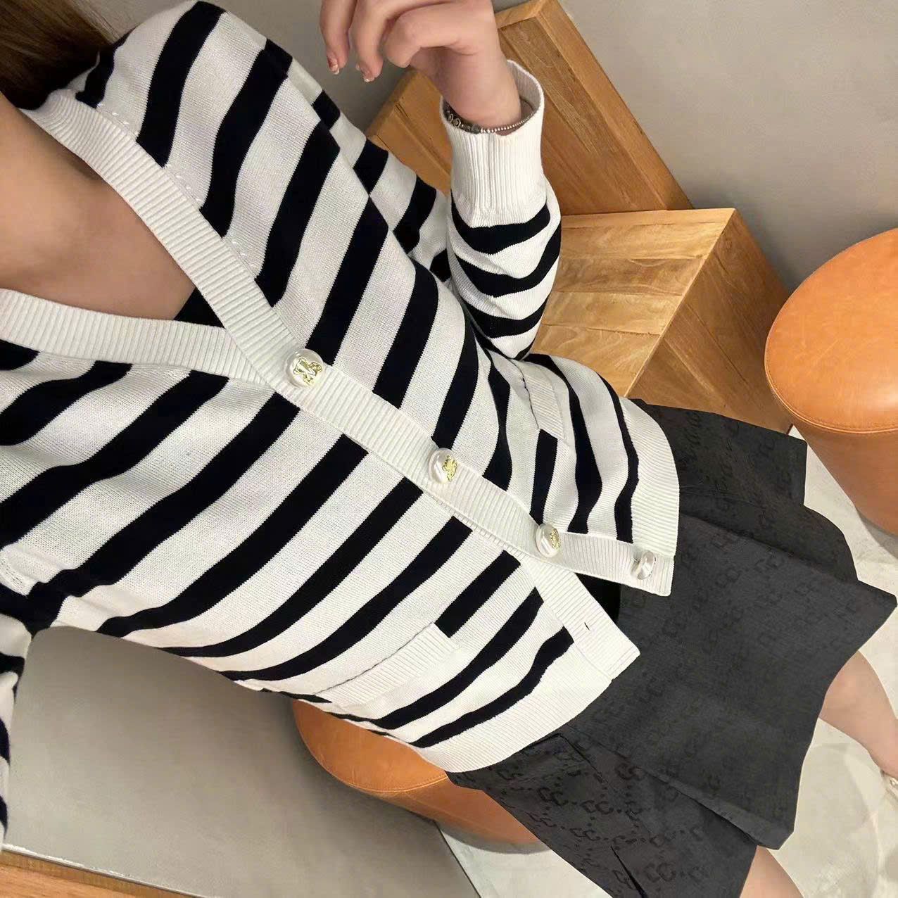 CDG kẻ - cúc ngọc gấu