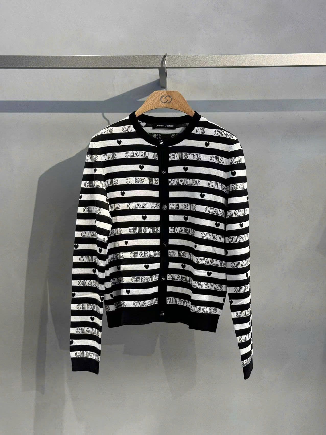 CDG chữ chạy - tim (SET)