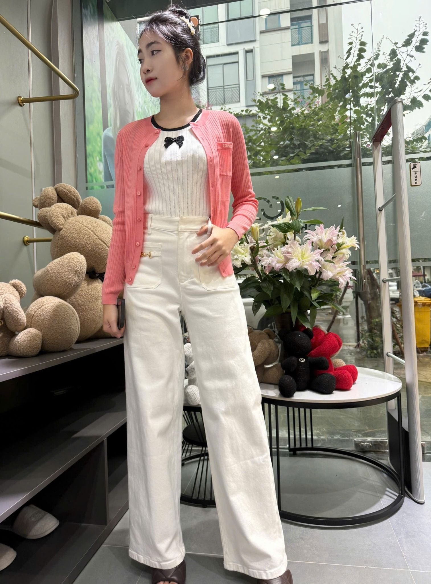 Áo CDG hồng đào - túi ngực chữ trắng