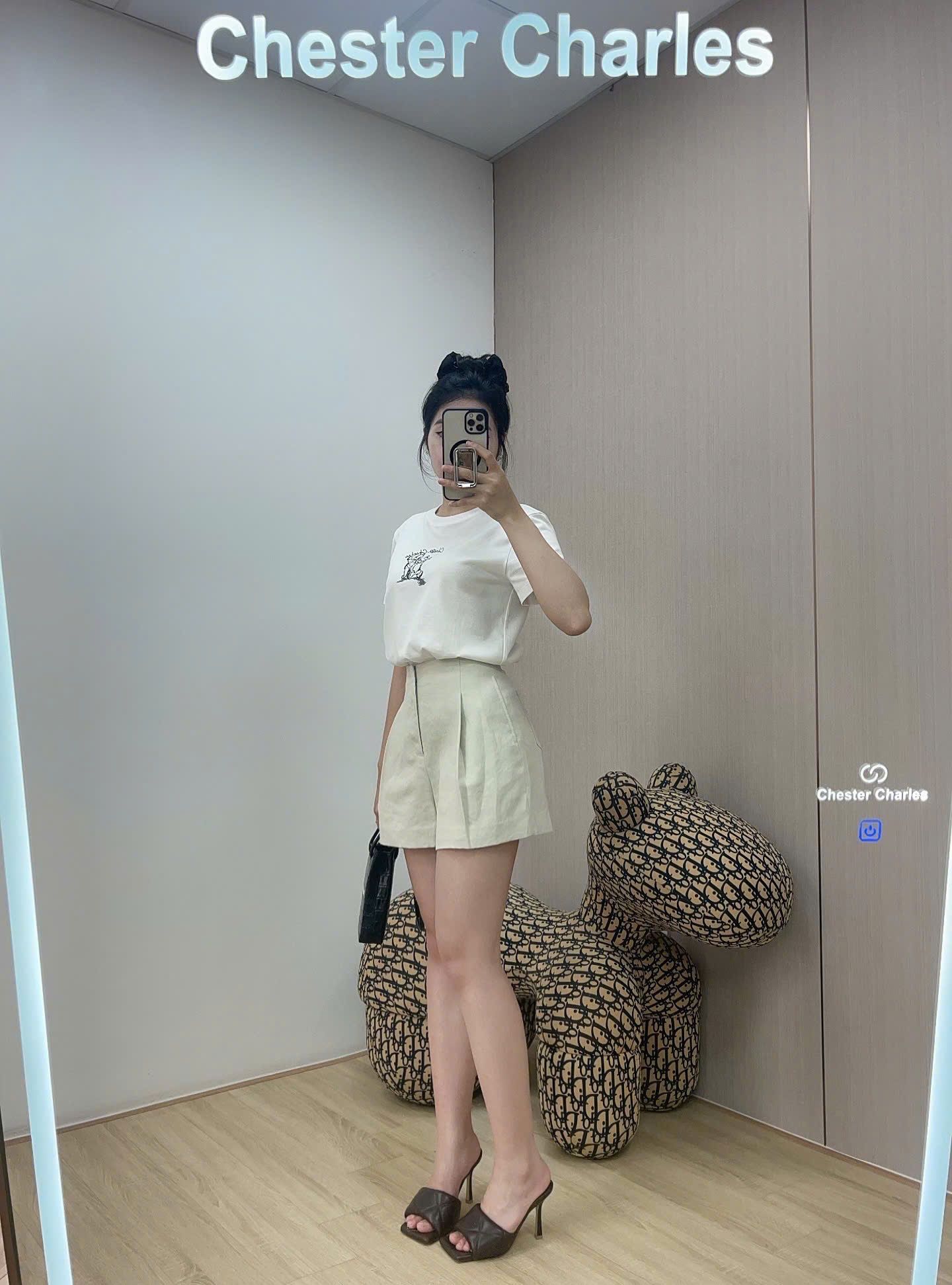 Áo phông trắng - 2 gấu