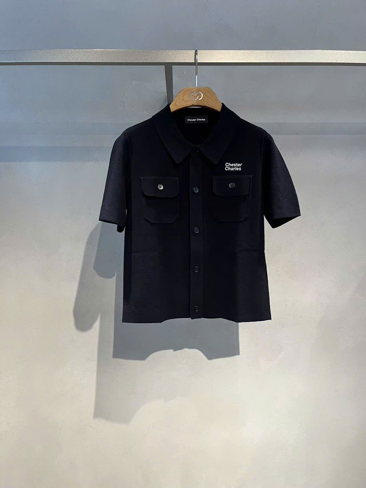 Áo xanh Navy 2 túi ngực cài cúc
