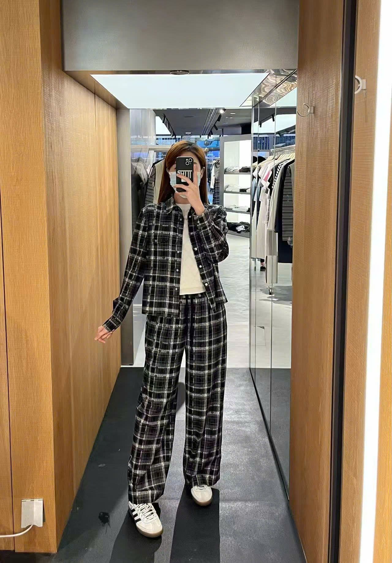 Bộ áo sơmi kẻ và quần dài kẻ caro đen trắng CH set