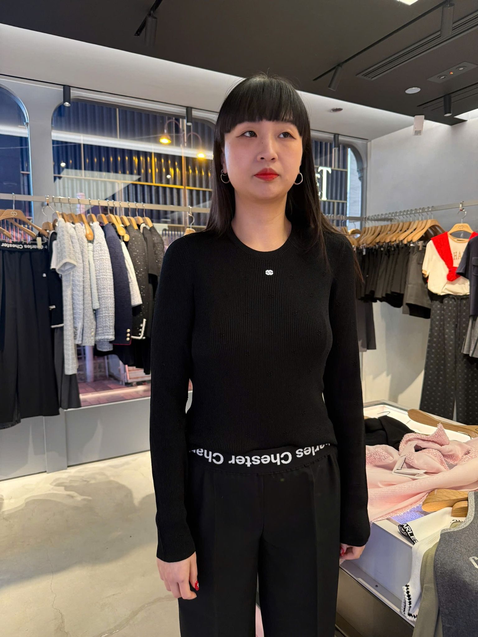 Quần vải cạp thun chữ lật