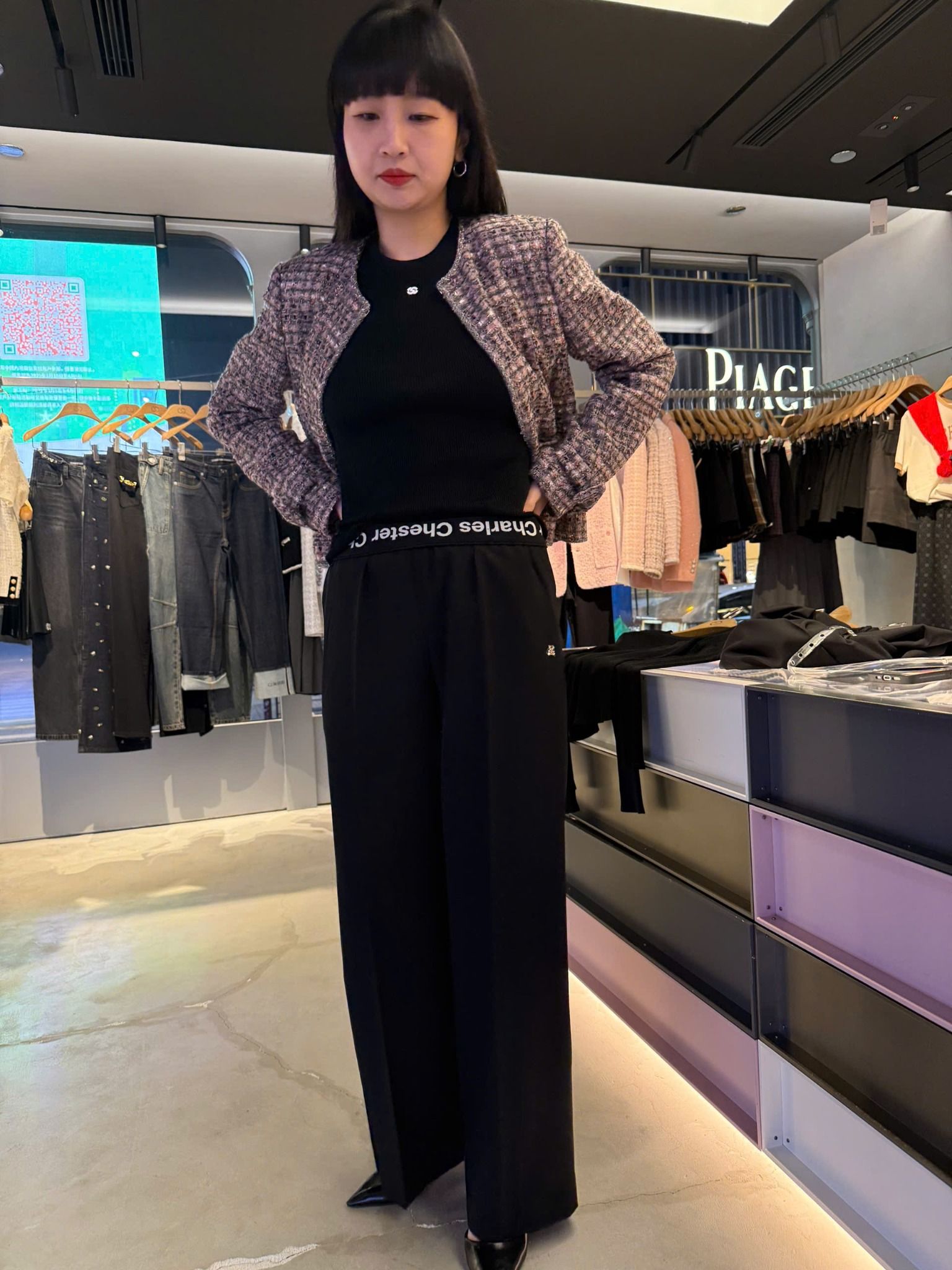 Quần vải cạp thun chữ lật