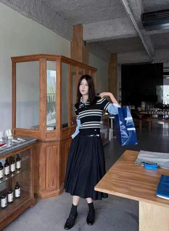 Áo Polo đen kẻ Trắng ngắn tay