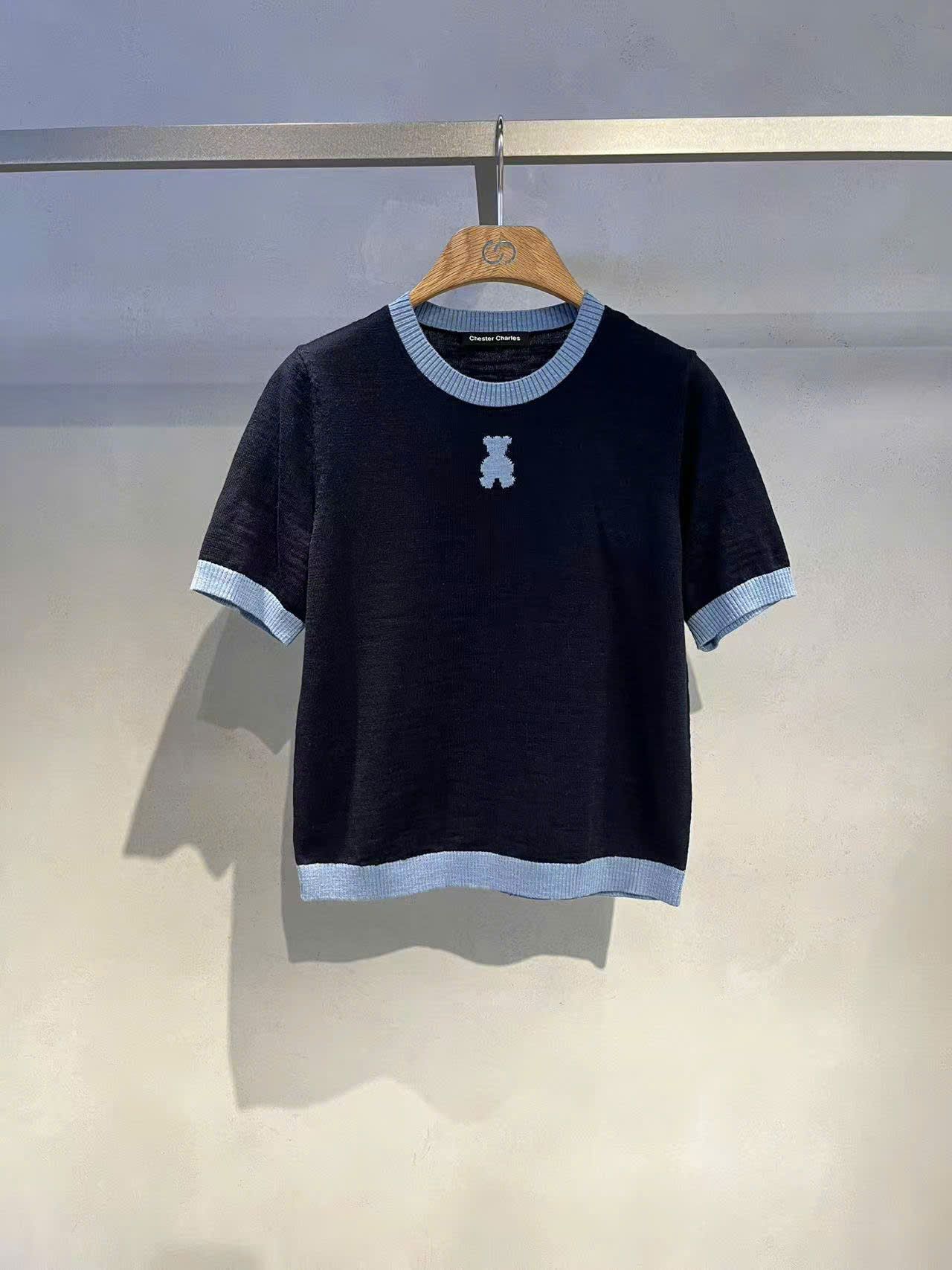 Áo xanh navy - gấu ngọc