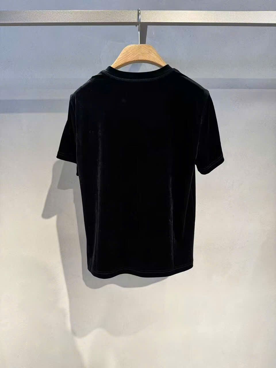 Bộ áo nhung ngắn tay và quần nhung đen set