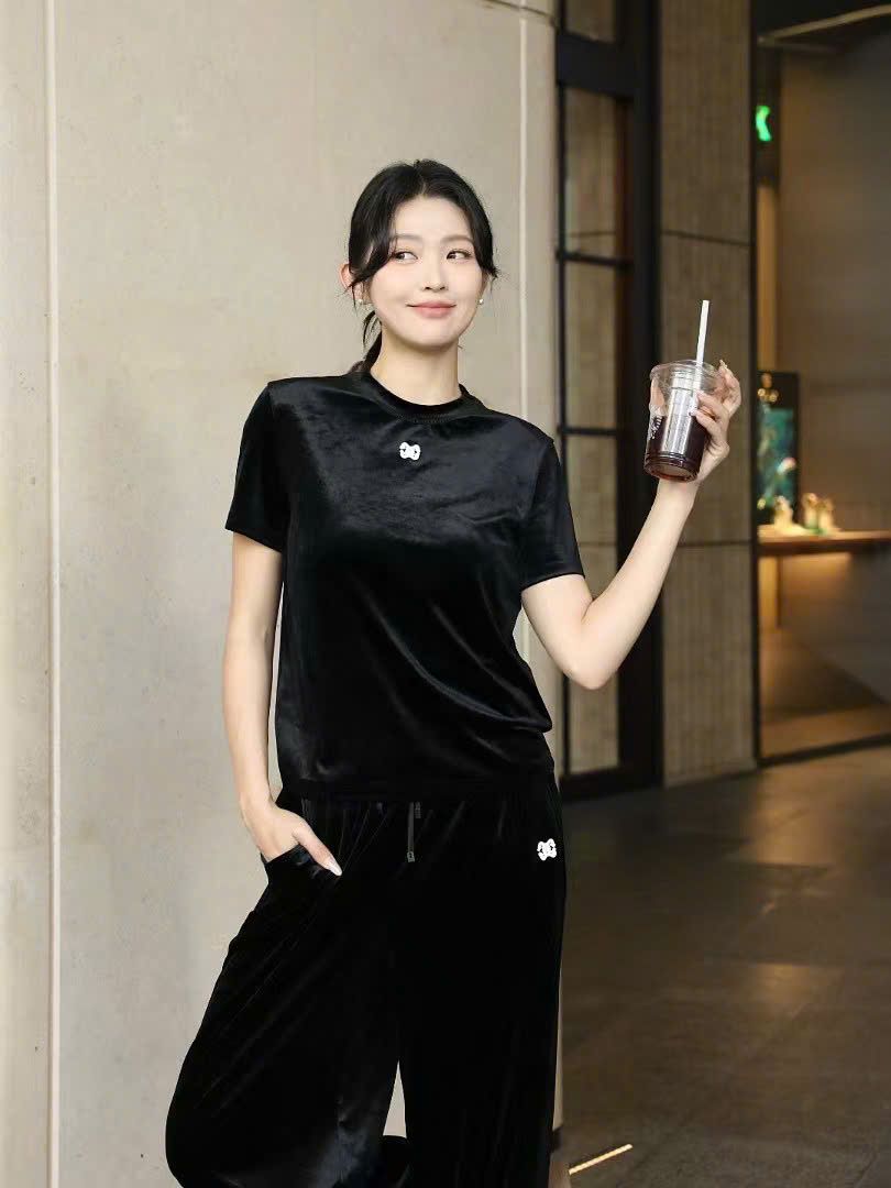 Áo Nhung ngắn tay mẫu mới