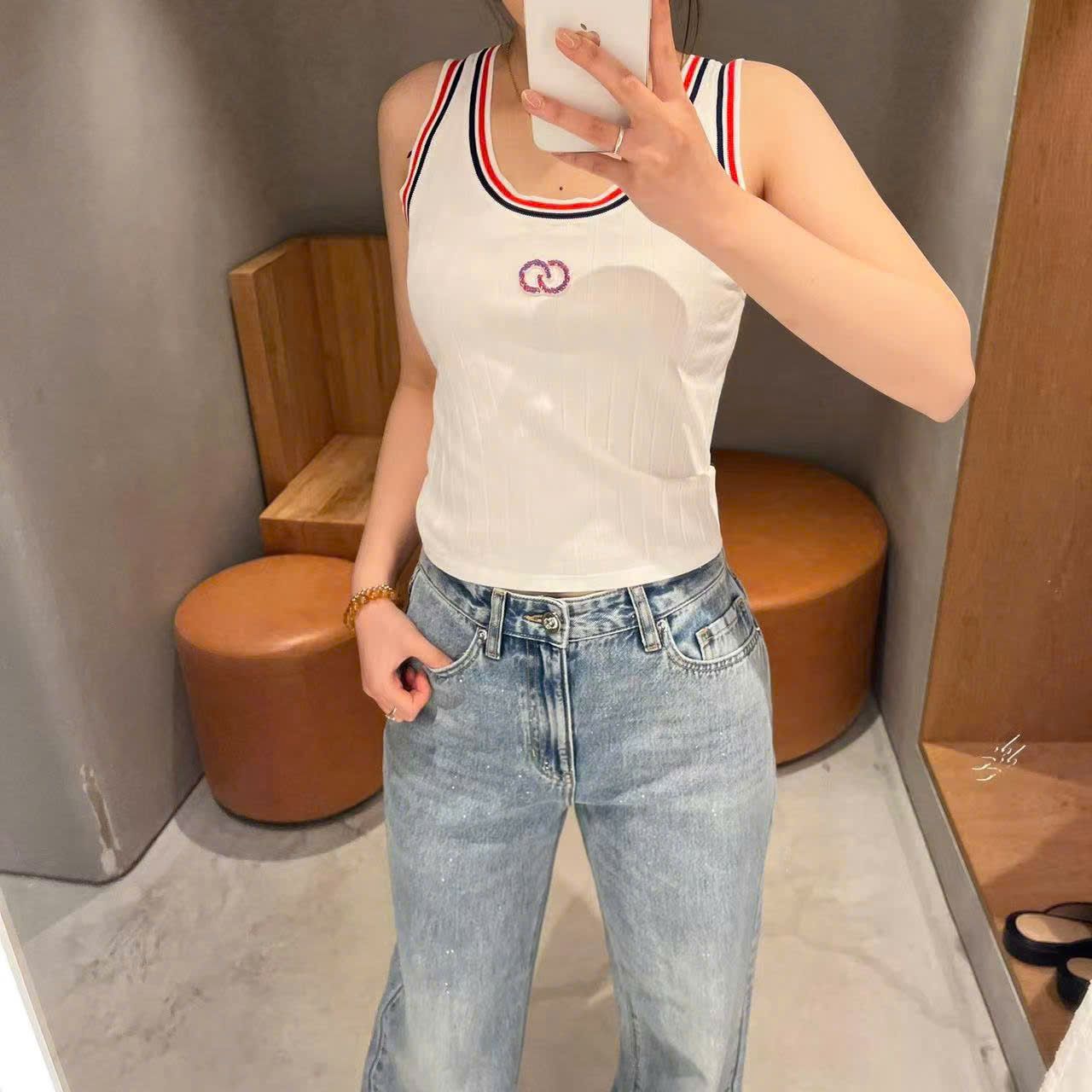 Áo tanktop trắng viền xanh đỏ -logo ngực