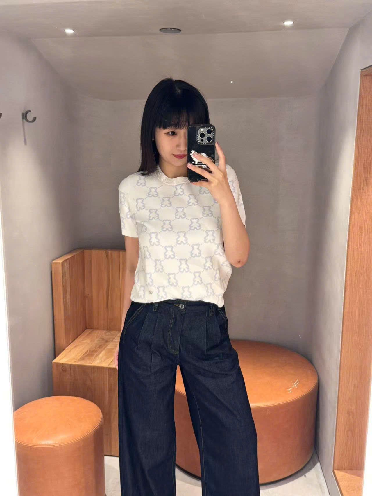 Quần jean xanh than - gấp 2 ly (mẫu mới)