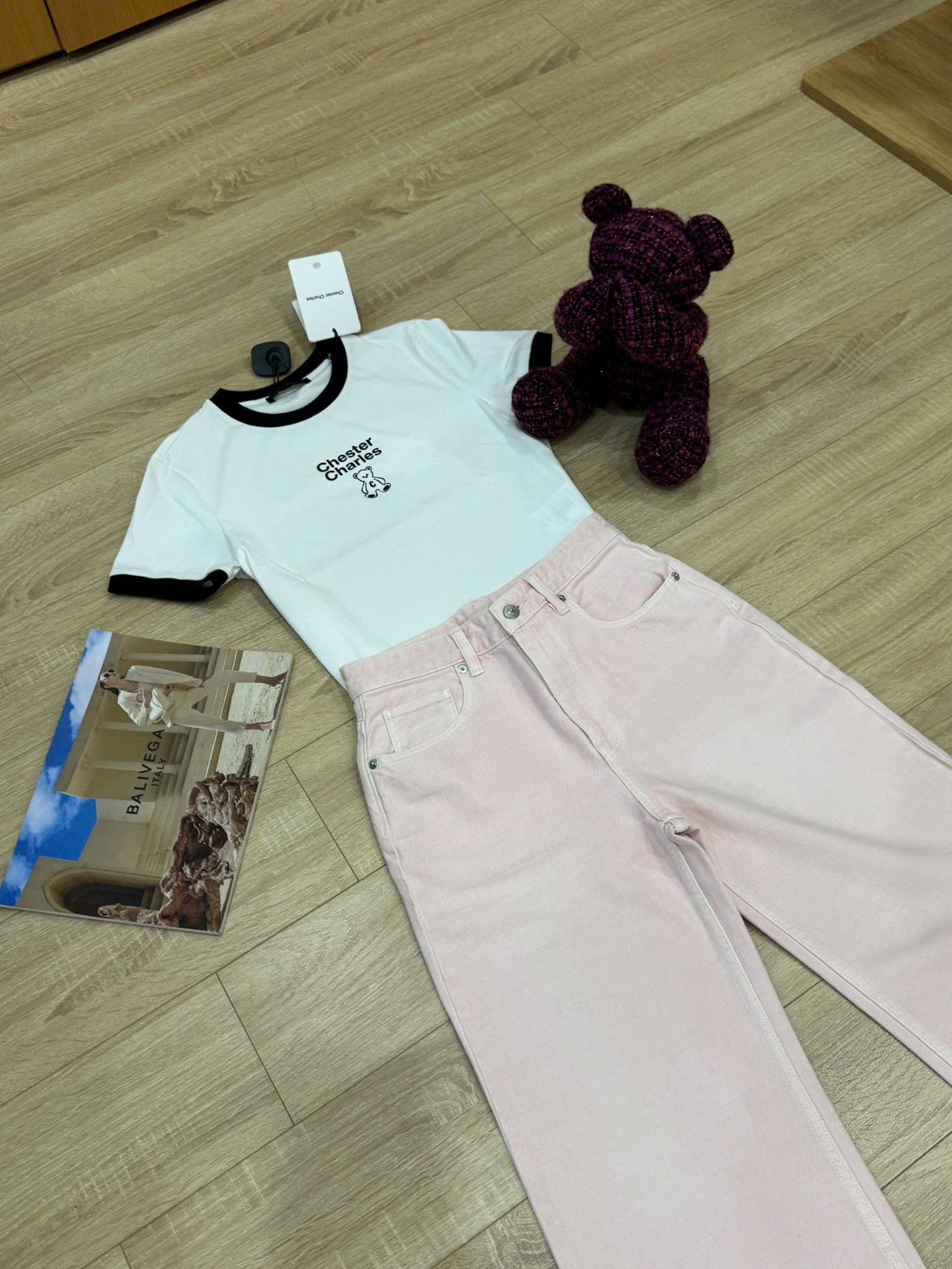 Quần jean suông hồng baby