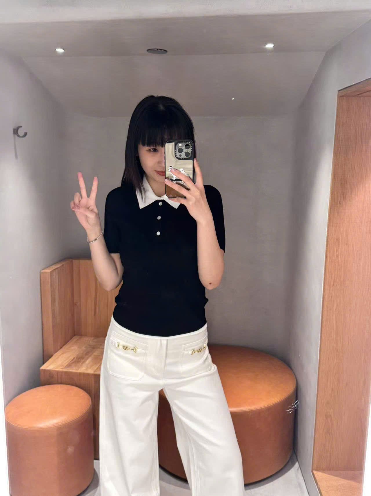Áo Polo ngắn tay đen- Cổ trắng