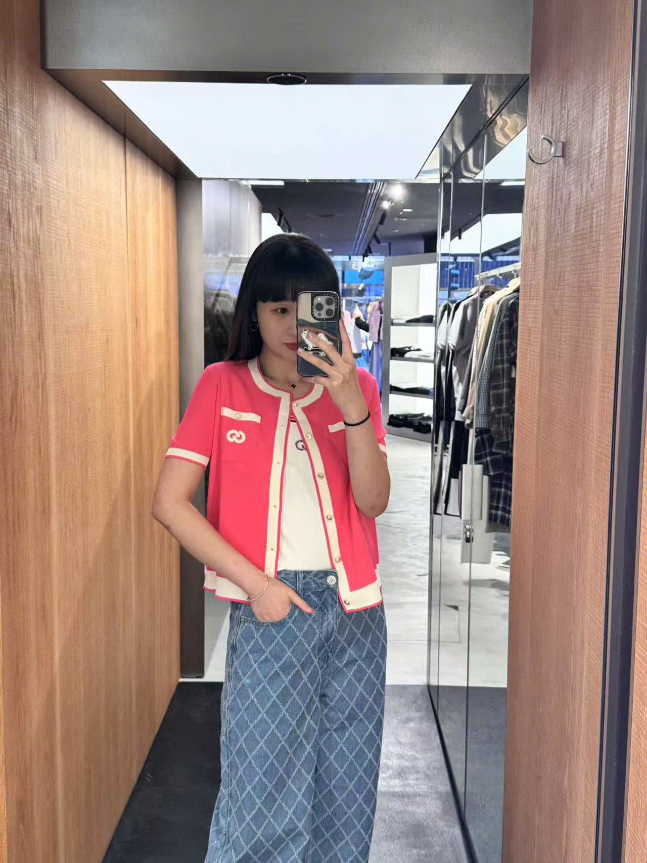 Áo CDG ngắn tay hồng -viền trắng, 2 túi ngực